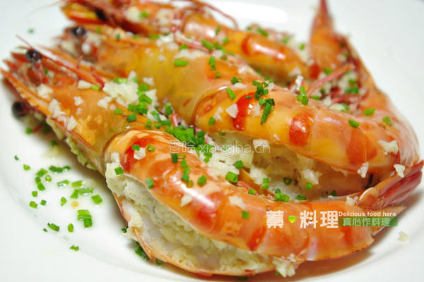 蒜泥蒸大虾的做法图解5