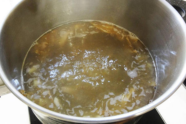 冬菜鹅肉冬粉汤的做法图解3