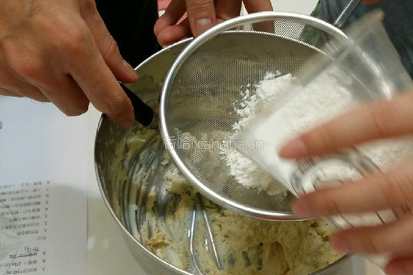 柠檬起司蛋糕的做法图解4