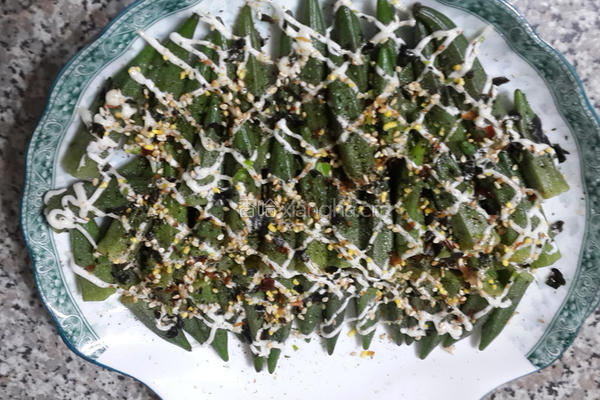 甘松紫秋葵沙拉