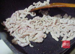 榨菜炒肉丝的做法图解3