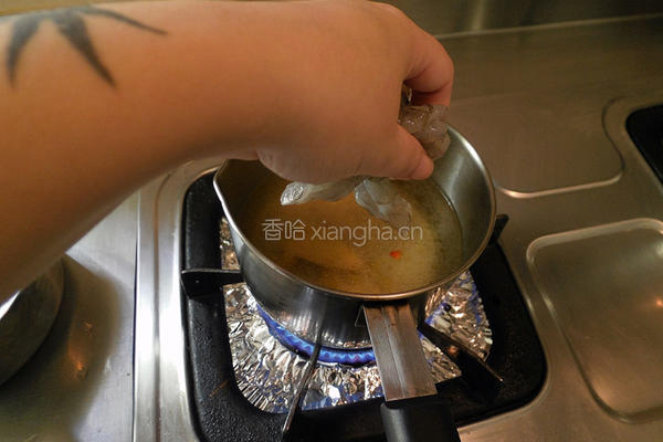 柠檬鲜虾红黄甜椒的做法图解4