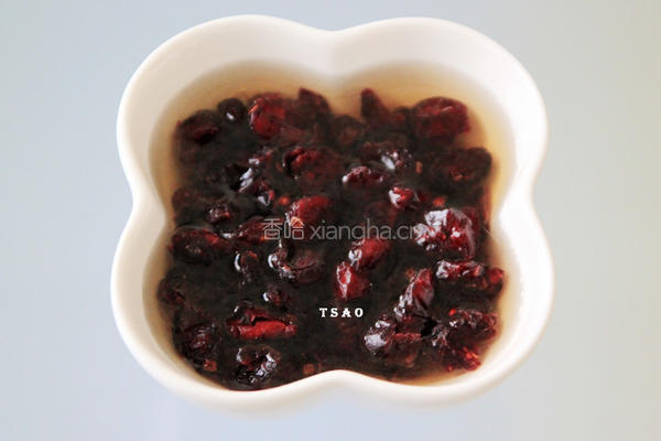 蔓越莓麦片饼干的做法图解1