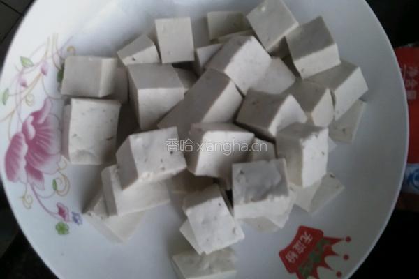 麻辣葱香豆腐的做法图解2