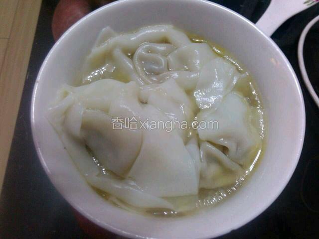 鸡汤荠菜馄饨