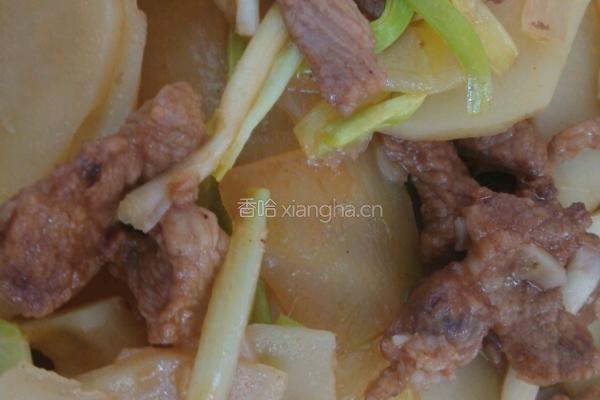 土豆片炒瘦肉的做法图解5