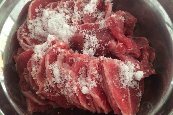 孜然嫩牛肉的做法图解1