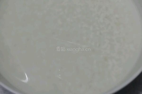煲仔饭的做法图解1