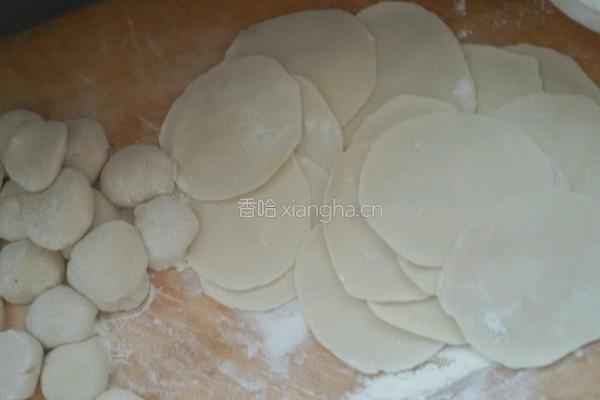 羊肉胡萝卜馅饺子的做法图解16
