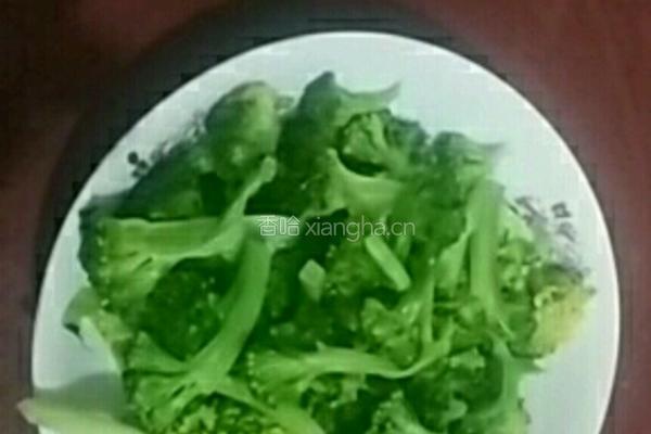 西兰花薯条的做法图解2