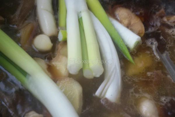 茶树菇炖柴鸡的做法图解6