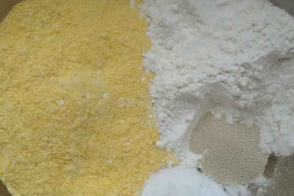 奶香玉米饼的做法图解1