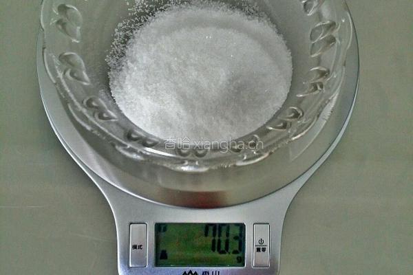 戚风蛋糕的做法图解2