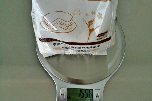 戚风蛋糕的做法图解6