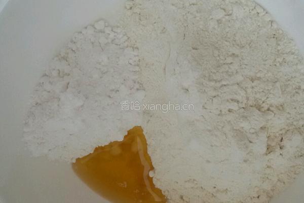 四鲜水晶煎饺。的做法图解7