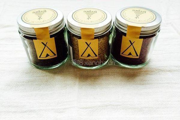 意式番茄乳酪拼盘的做法图解2