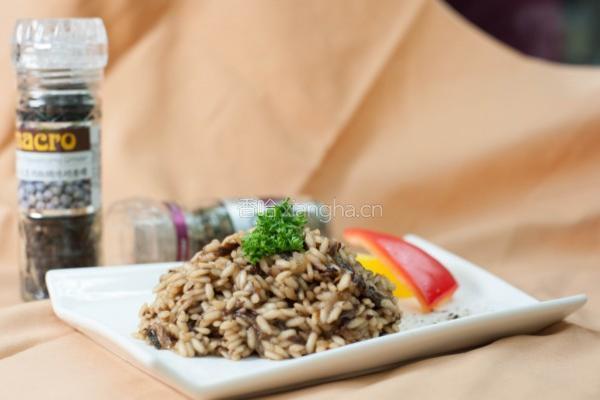 速成牛肝菌菇炖饭的做法图解5