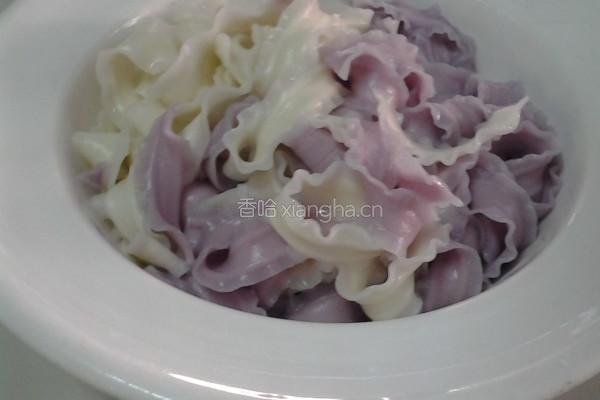 秋葵干拌面的做法图解1