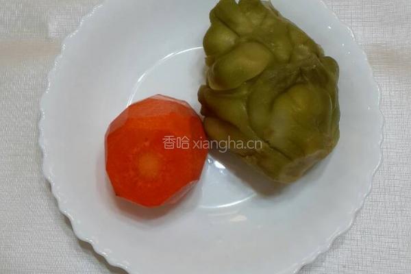 凉拌榨菜的做法图解1