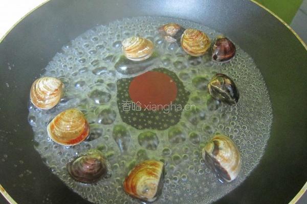 蛤仔蒸肉的做法图解2
