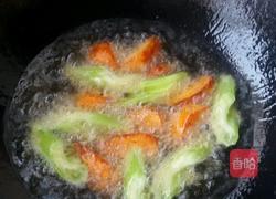 洋葱烧鸡腿。的做法图解6