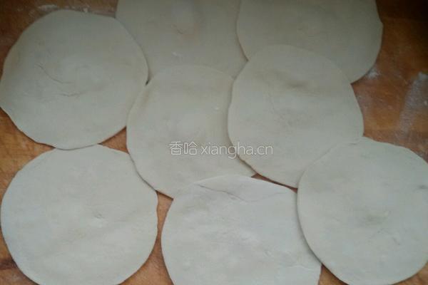 雪里蕻馅生煎包。的做法图解6