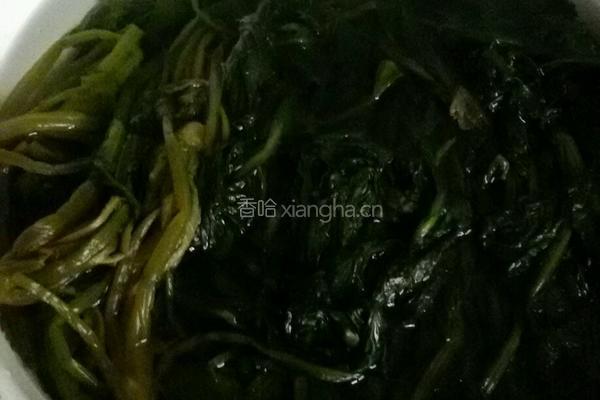 玉米面菜团子。的做法图解12