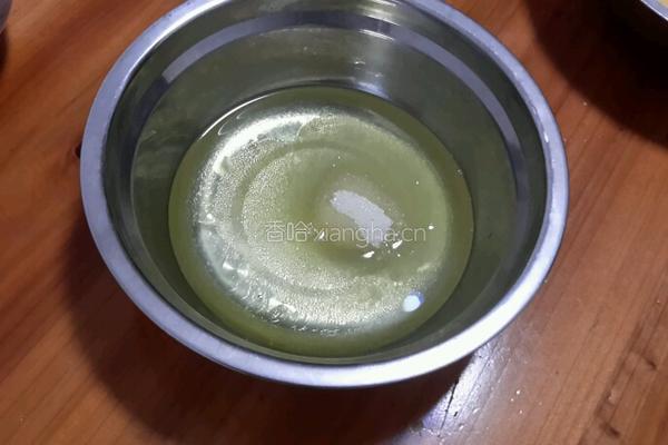 八寸戚风蛋糕的做法图解4