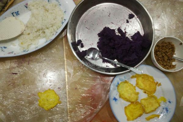 蛋饼肉馅紫薯包饭的做法图解10