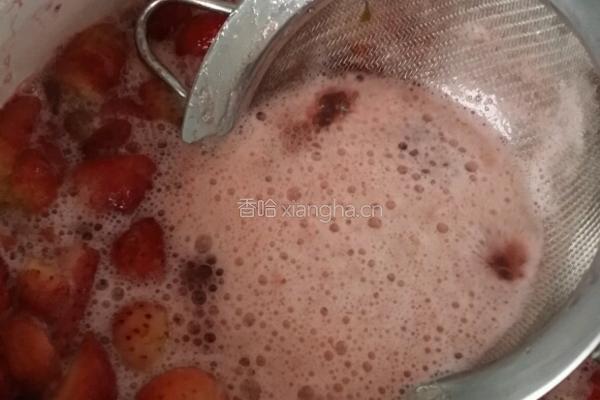 自制草莓果酱的做法图解3
