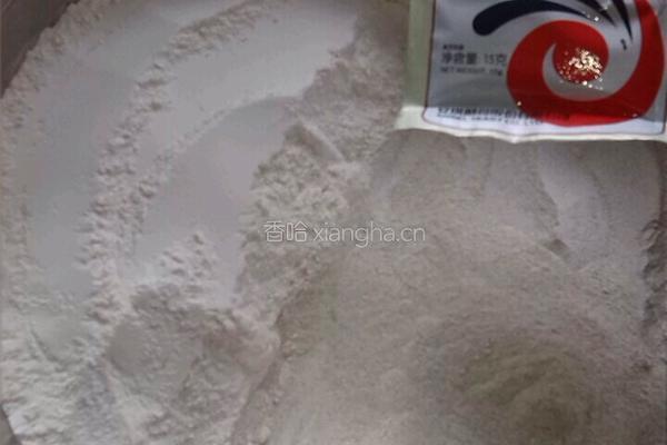 荞面馍的做法图解1