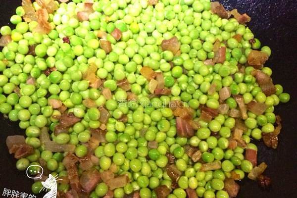 豌豆焖饭的做法图解4