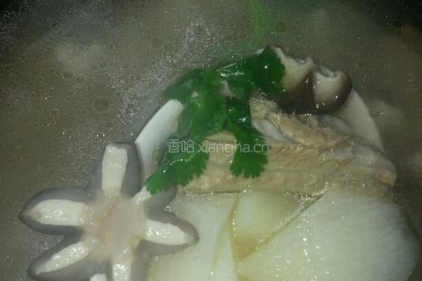 香菇山药排骨汤的做法图解8