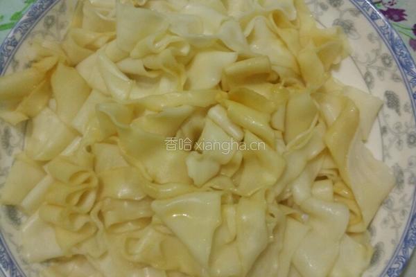 红烧茄子拌鹅肠粉的做法图解5