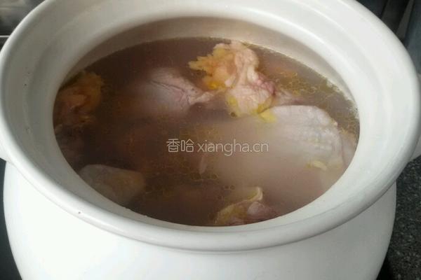 煲鸡汤的做法图解1