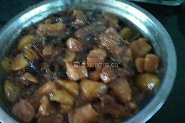 东北蘑菇猪肉炖粉条