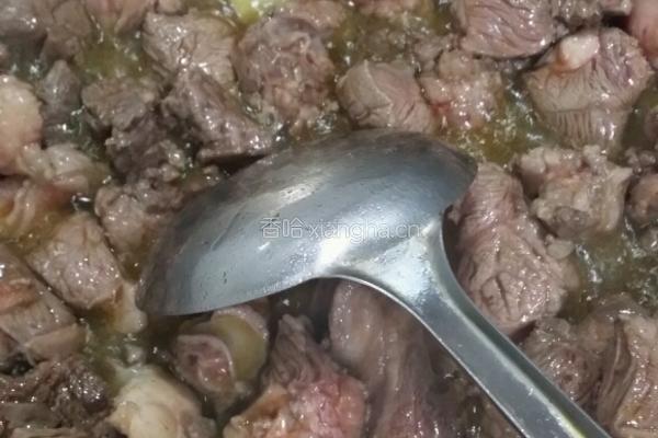 笋干红烧牛肉的做法图解3