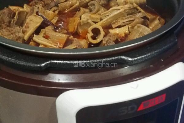 笋干红烧牛肉的做法图解15