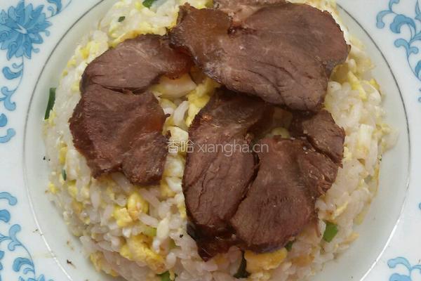 香葱炒饭。的做法图解4