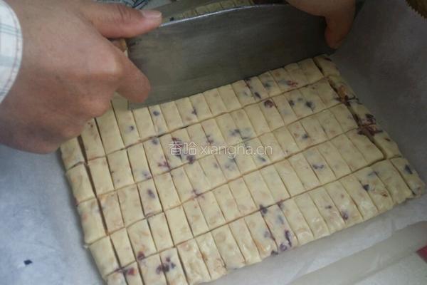 蔓越莓花生牛轧糖的做法图解7