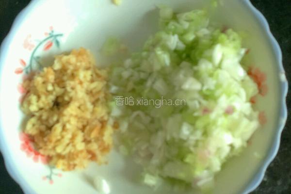 香菇木耳葱香蛋包的做法图解4