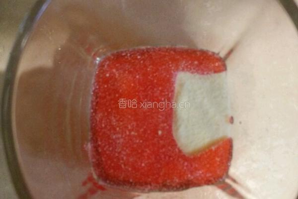 玫瑰红豆奶茶的做法图解2