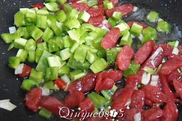 腊肠苦瓜炒米饭的做法图解6