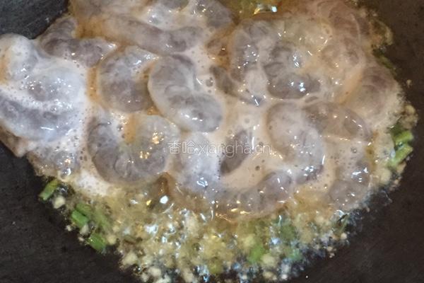 豌豆清炒虾仁的做法图解3
