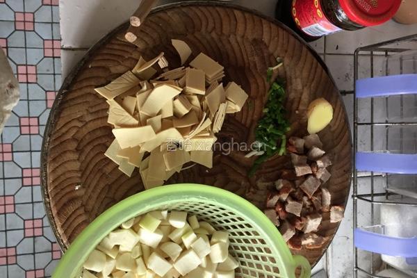 豆豉炖菜的做法图解1