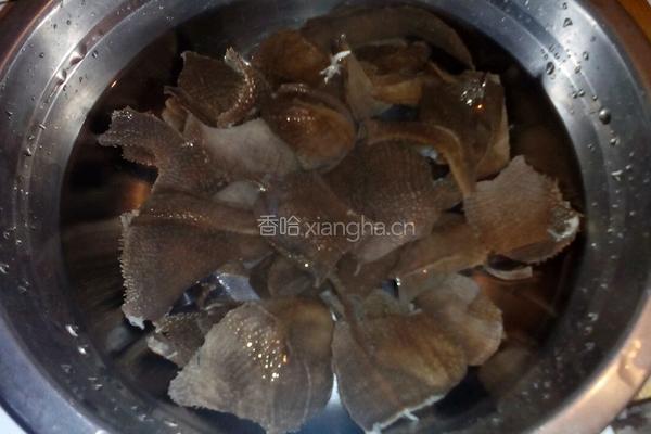 凉拌牛百叶的做法图解2