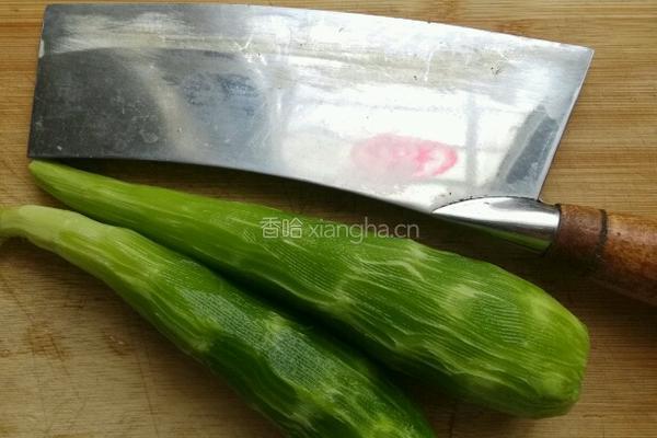凉拌莴苣的做法图解2