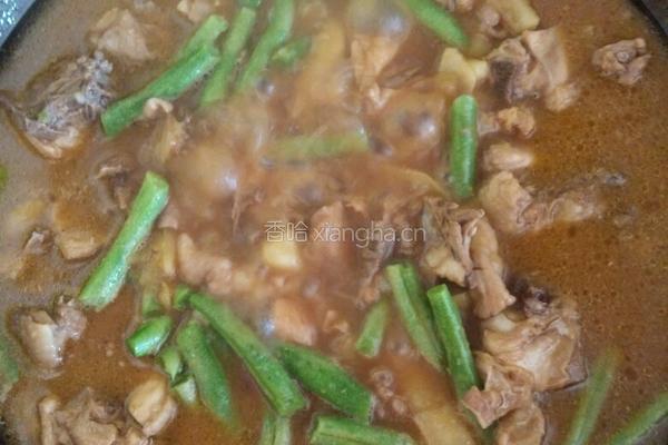 鸡腿焖面的做法图解2