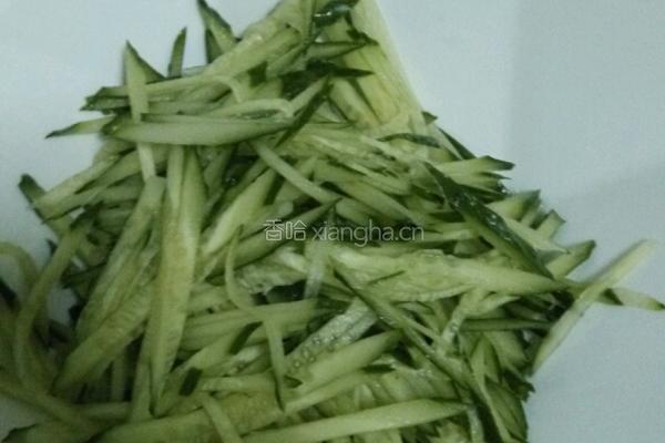 香葱鸡蛋煎饼卷凉拌菜的做法图解2