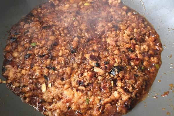 香菇肉沫酱面的做法图解4